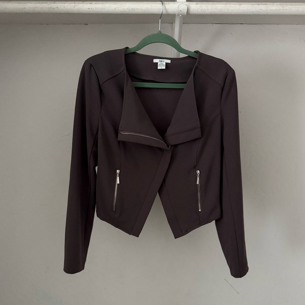 Bundle 3 for 50% off Bar III Dusty Purple Cropped Jacket with Moto Details